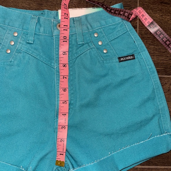 Vintage Rockies Shorts - Picture 7 of 7